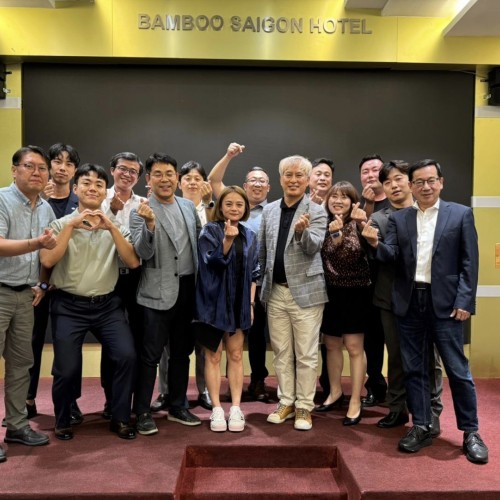 2024年09月21日 本會理事長應越南放射技術師學會邀請赴越南胡志明參加越南韓國日本台灣四國放射師聯合國際會議