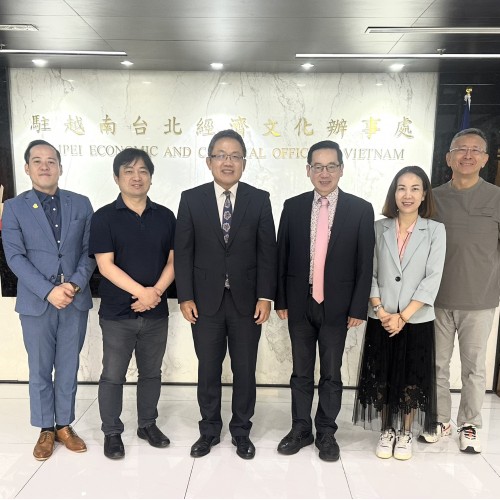 本會與醫養協會拜會駐越代表劉世忠，交流台越醫療生技合作願景與發展