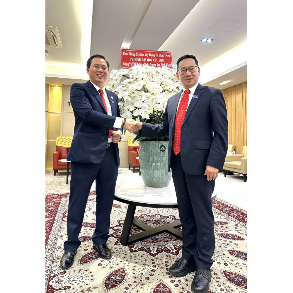 2025年10月本會理事長應越南下六省永隆省九龍大學邀請，於10月18日出席九龍大學（University of Cuu Long；也稱湄公大學）成立25週年校慶，包括獲得越南第二最高勞工獎章的大會