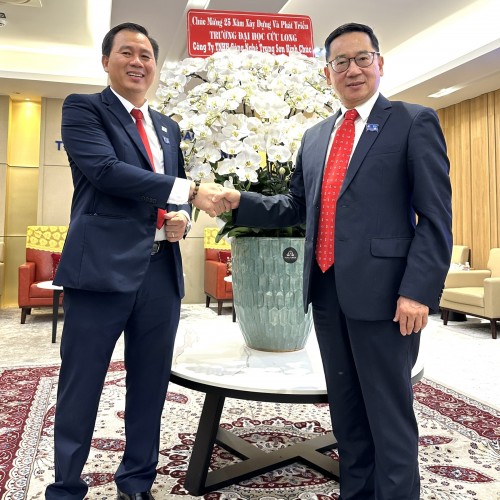 2025年10月本會理事長應越南下六省永隆省九龍大學邀請，於10月18日出席九龍大學（University of Cuu Long；也稱湄公大學）成立25週年校慶，包括獲得越南第二最高勞工獎章的大會