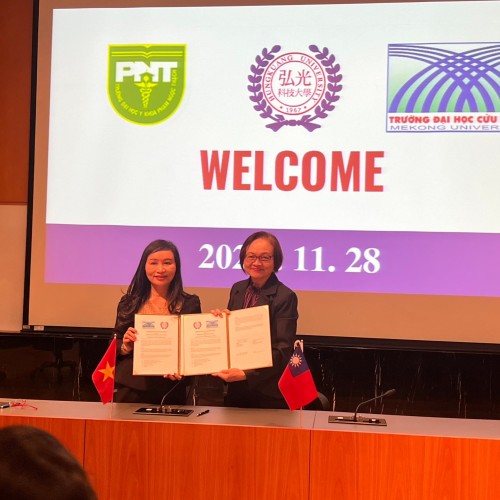 2023年11月28日  本會邀請越南湄公河流域永隆大學代表與弘光科技大學完成簽約合作備忘錄
