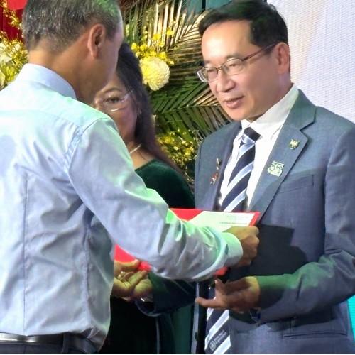 2024年5月13日 本會理事長獲頒胡志明勳章