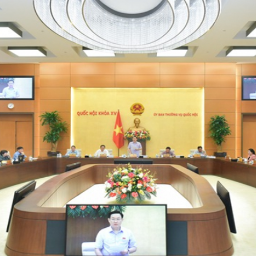 2022年9月19日越南國會進一步研討分析，優化《診療法草案》