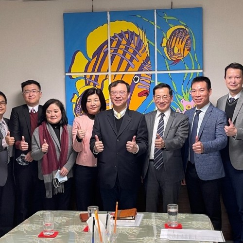 協會張理事長與協會會員拜訪衛生福利部石崇良次長